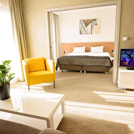 Aparthotel Invite à Wrocław Chambre photo