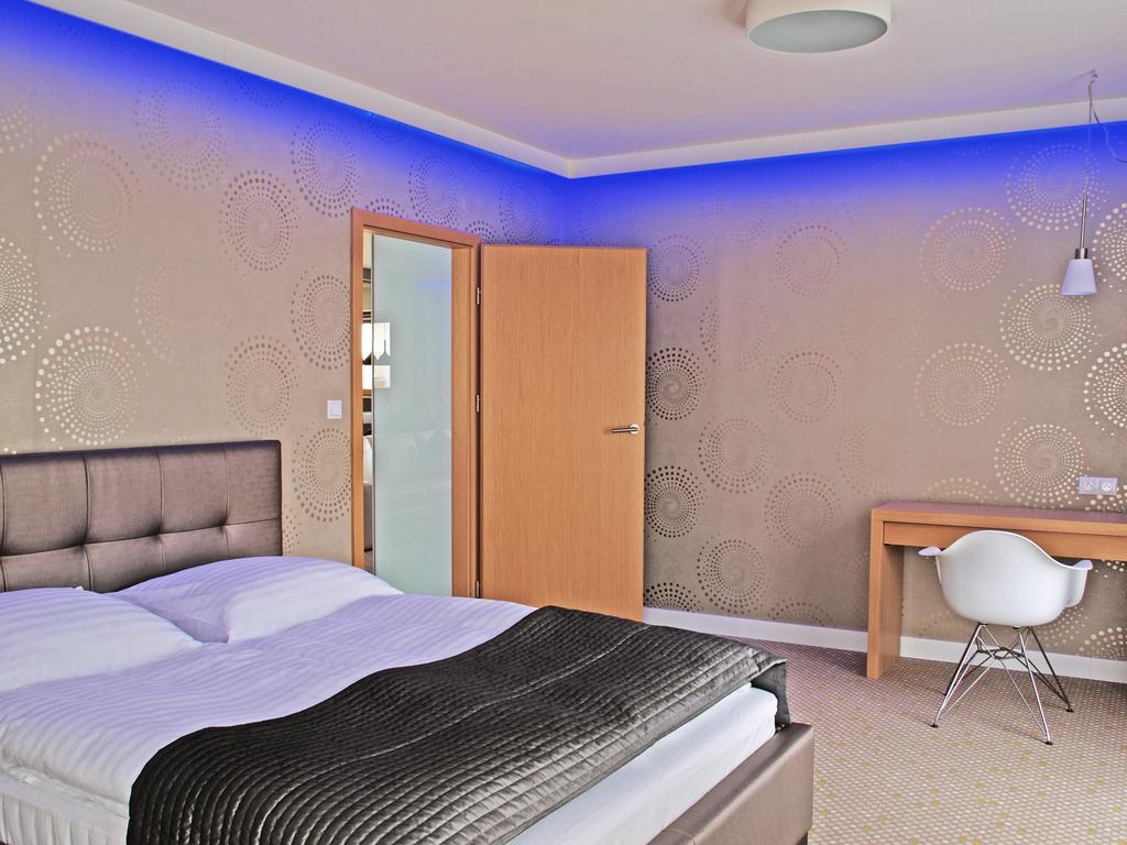 Aparthotel Invite à Wrocław Chambre photo